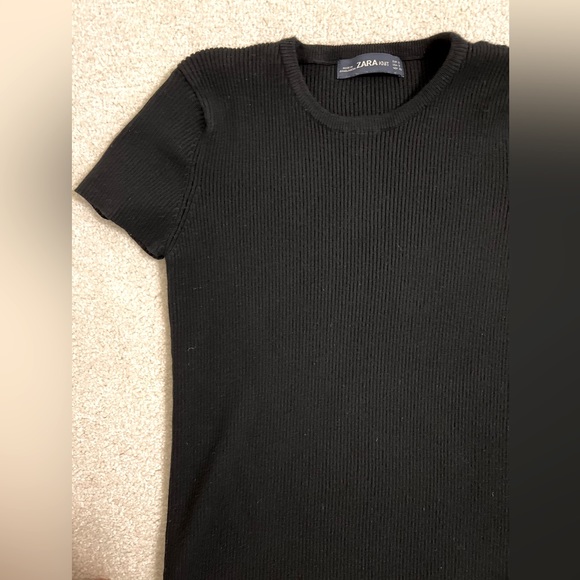 Zara Ribbed Sweater - Picture 4 of 4